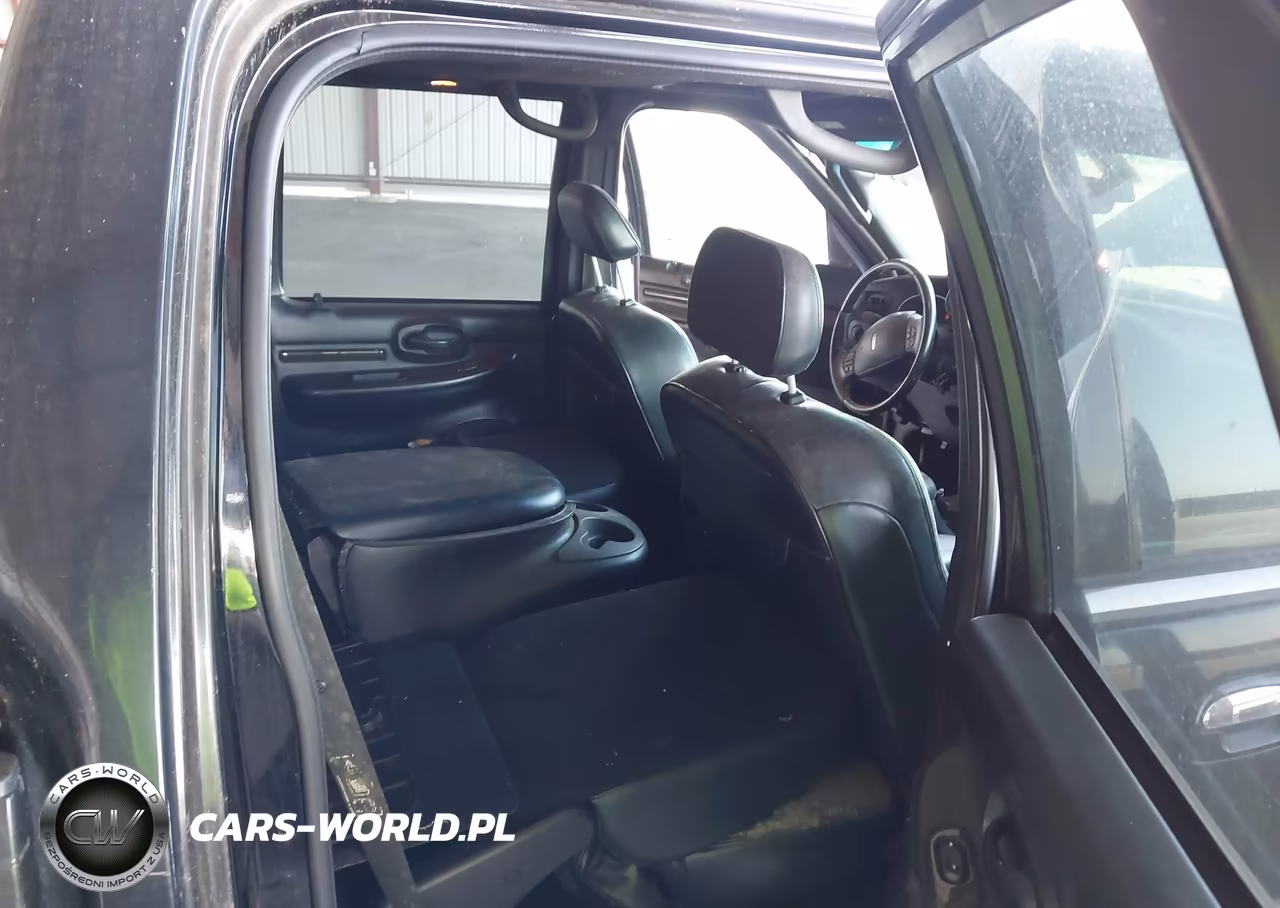 2002 Lincoln Blackwood VIN:5LTEW05A32KJ02225 - 8