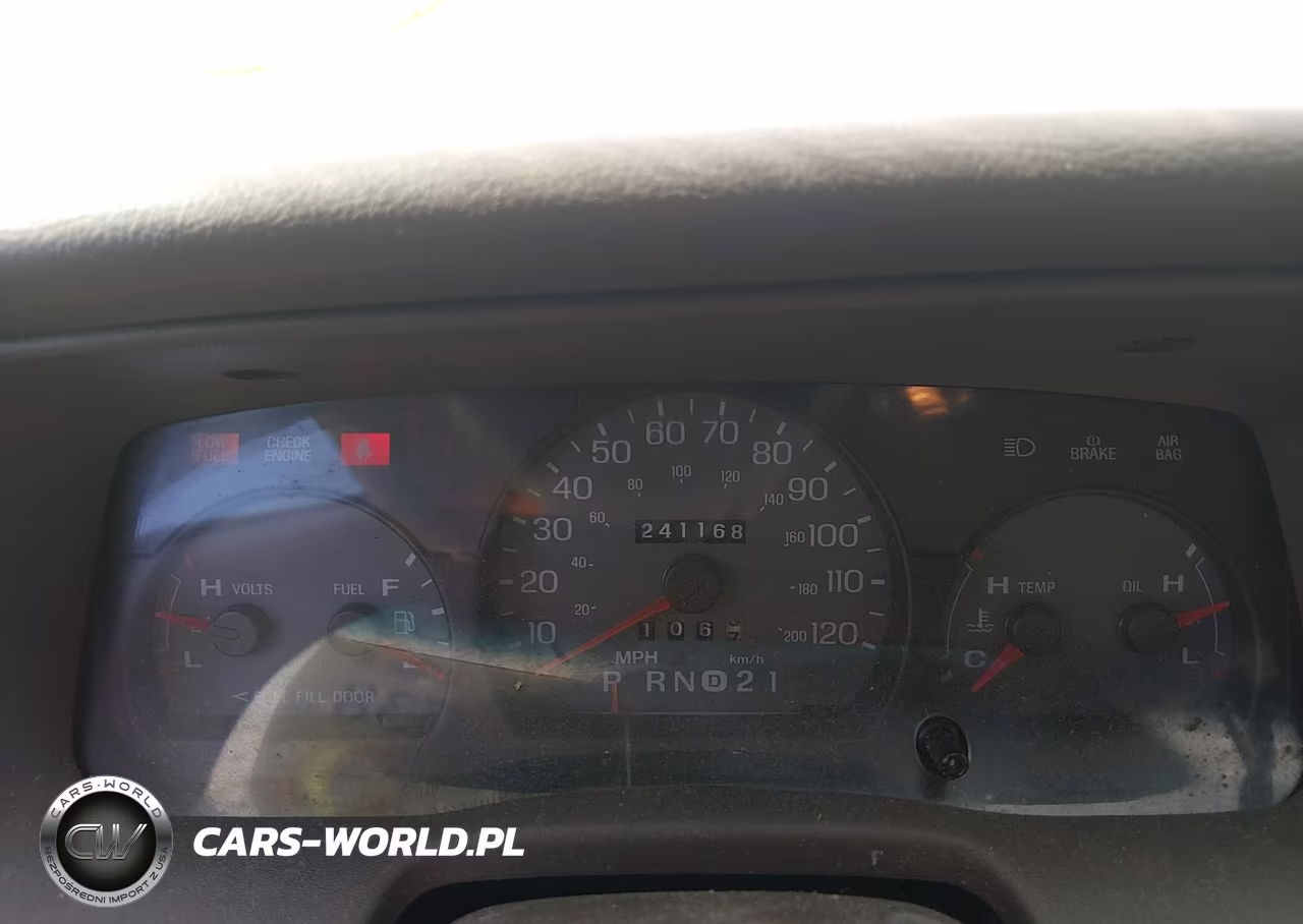 2002 Mercury Grand Marquis Ls VIN:2MEFM75W22X617682 - 7