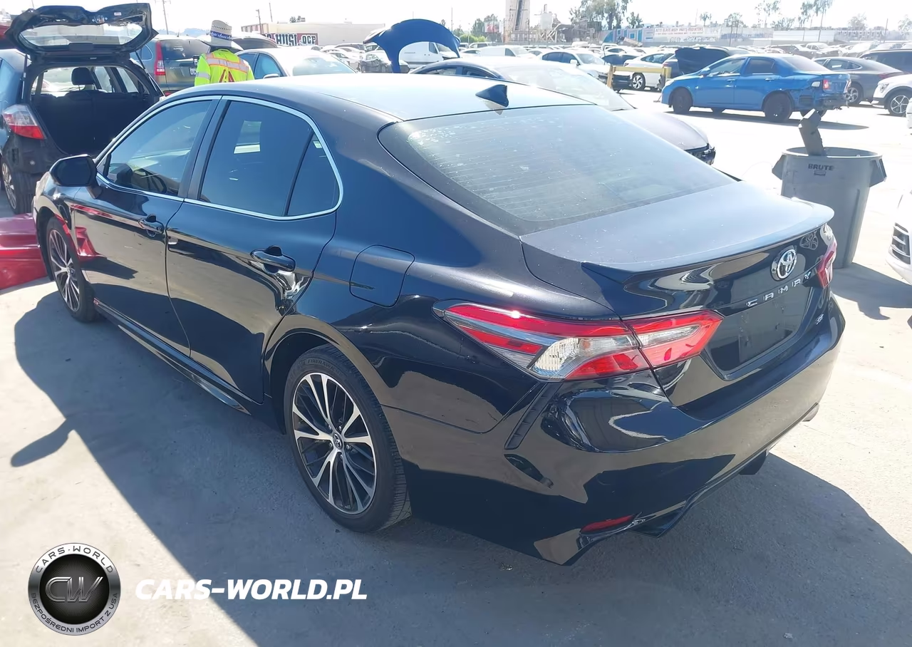 2019 Toyota Camry Se VIN:4T1B11HK8KU721577 - 3