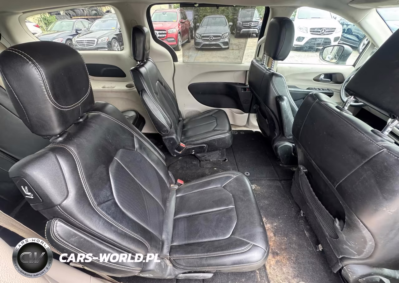 2020 Chrysler Voyager Lxi VIN:2C4RC1DG4LR164552 - 6