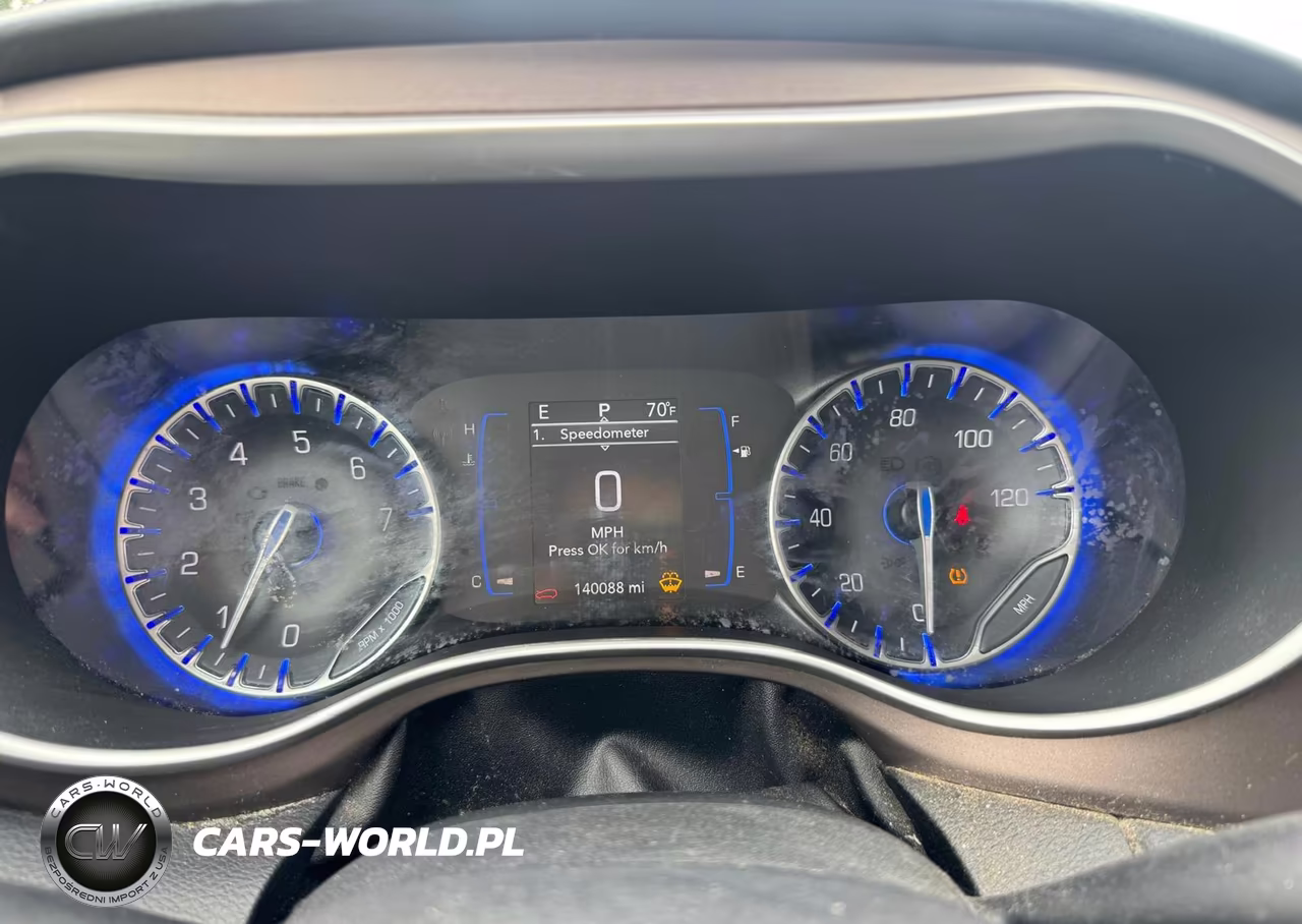 2020 Chrysler Voyager Lxi VIN:2C4RC1DG4LR164552 - 7