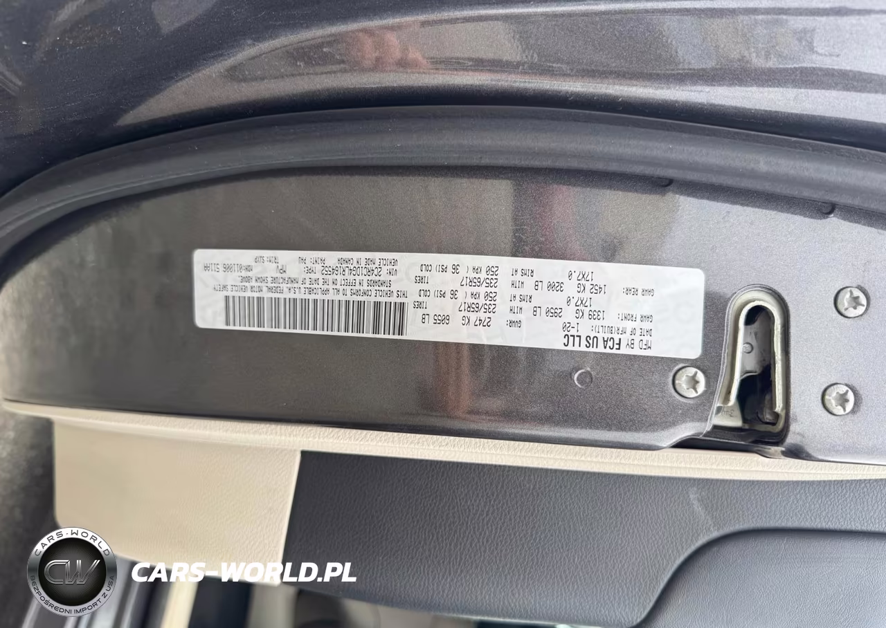 2020 Chrysler Voyager Lxi VIN:2C4RC1DG4LR164552 - 9