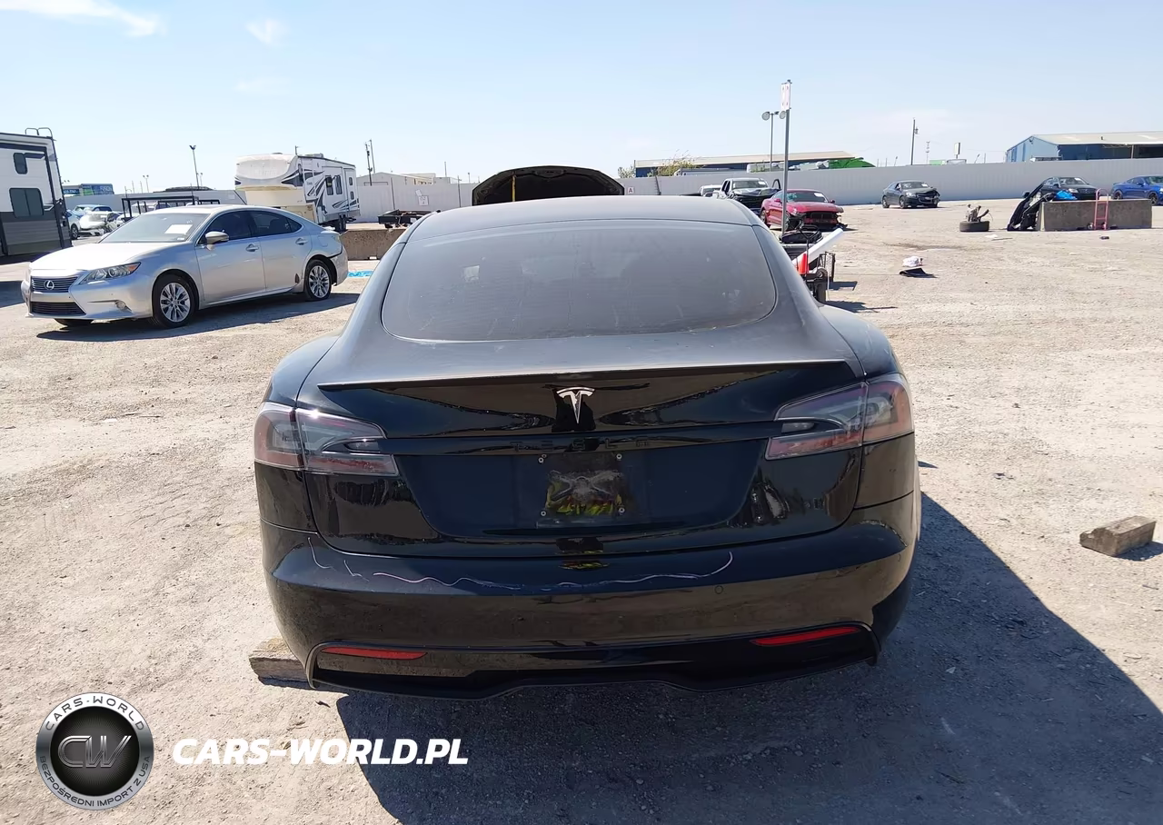 2021 Tesla Model S Long Range Dual Motor All-Wheel Drive VIN:5YJSA1E53MF428412 - 15