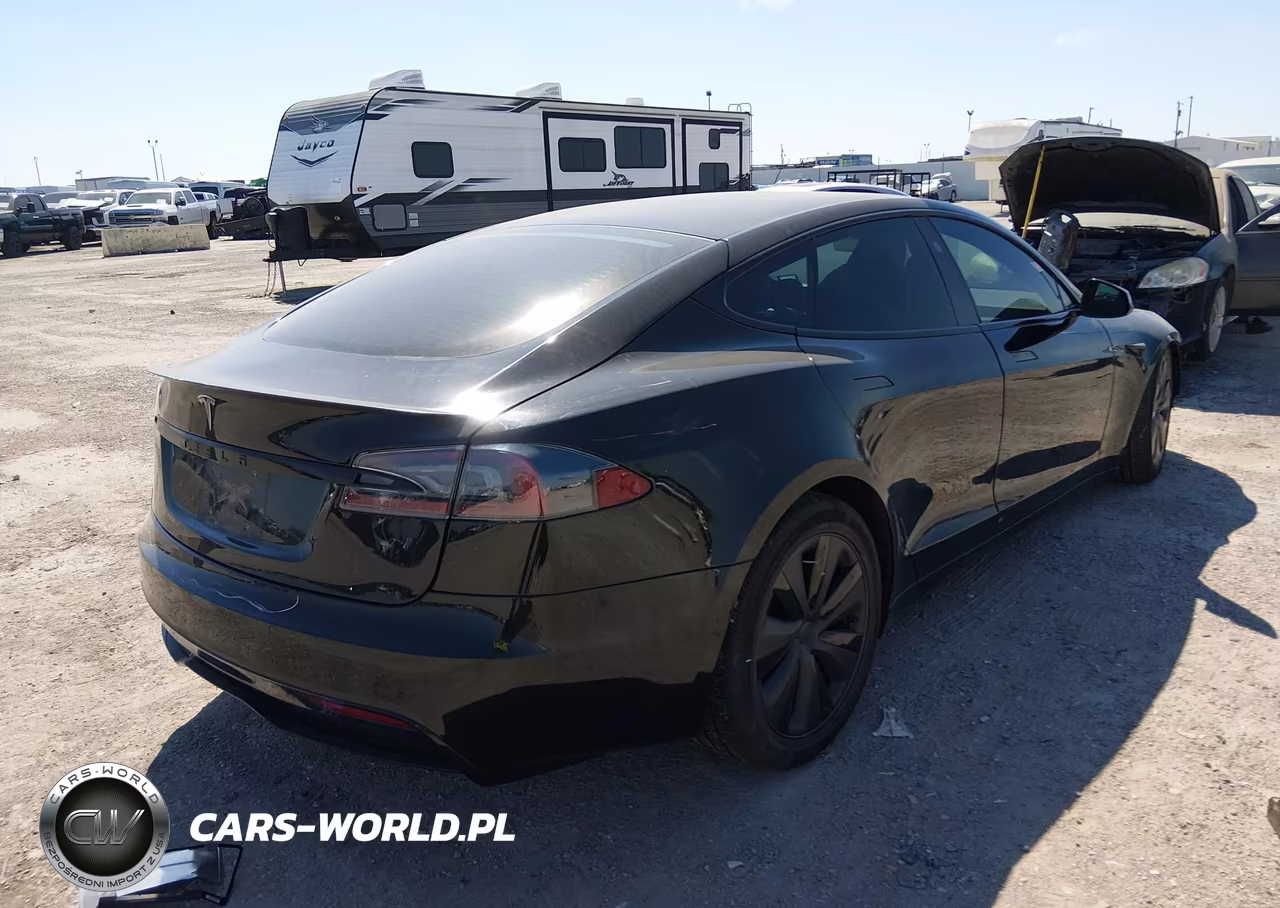 2021 Tesla Model S Long Range Dual Motor All-Wheel Drive VIN:5YJSA1E53MF428412 - 4