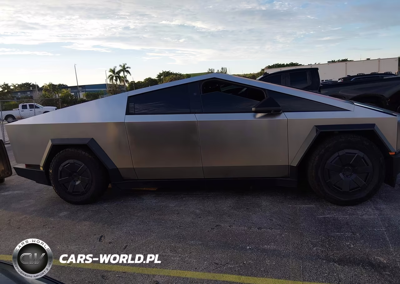 2026 Tesla Cybertruck Dual Motor All-Wheel Drive-Premium All-Wheel Drive VIN:7G2CEHED1TA091904 - 14