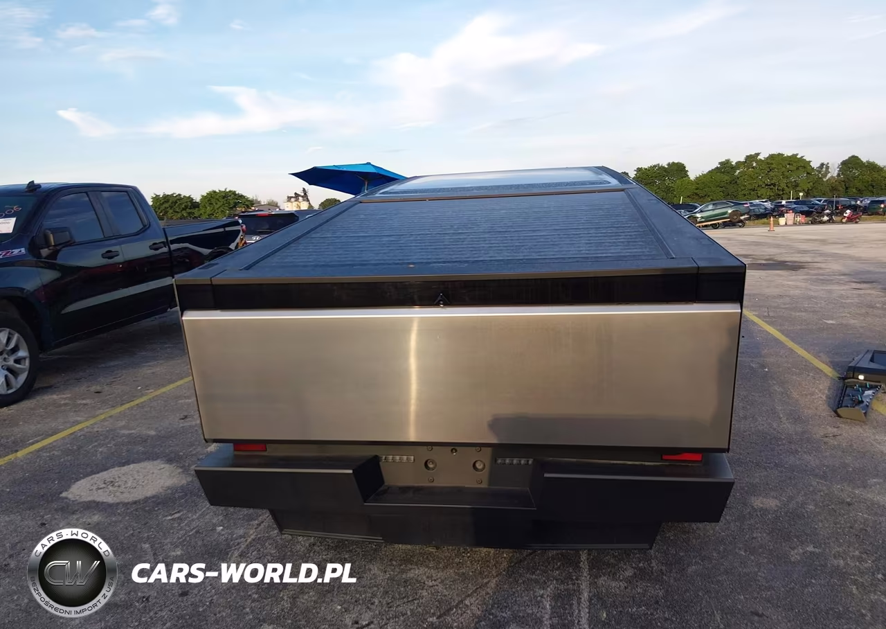 2026 Tesla Cybertruck Dual Motor All-Wheel Drive-Premium All-Wheel Drive VIN:7G2CEHED1TA091904 - 17