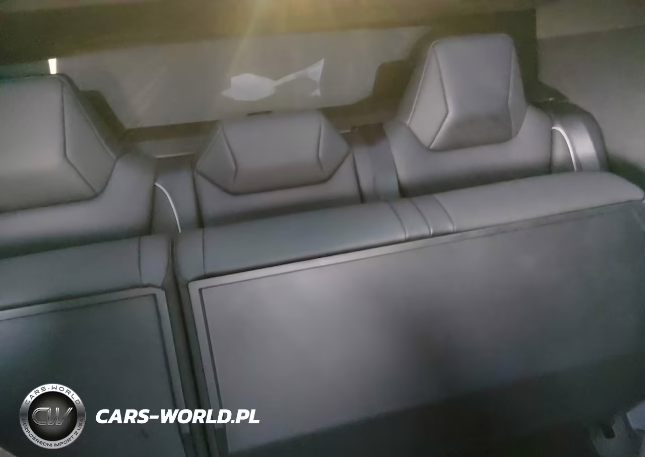 2026 Tesla Cybertruck Dual Motor All-Wheel Drive-Premium All-Wheel Drive VIN:7G2CEHED1TA091904 - 8