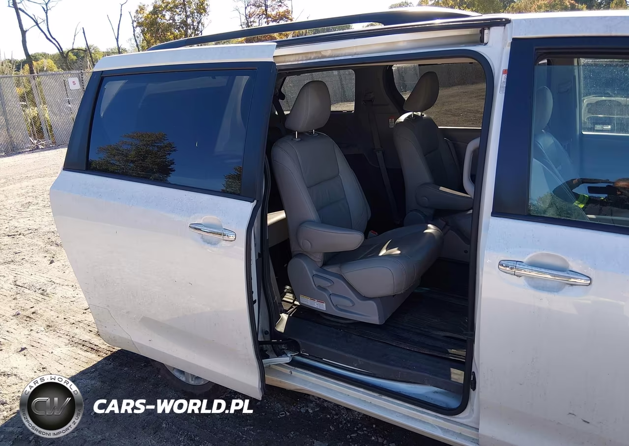 2015 Toyota Sienna Xle 7 Passenger VIN:5TDDK3DC9FS109936 - 8