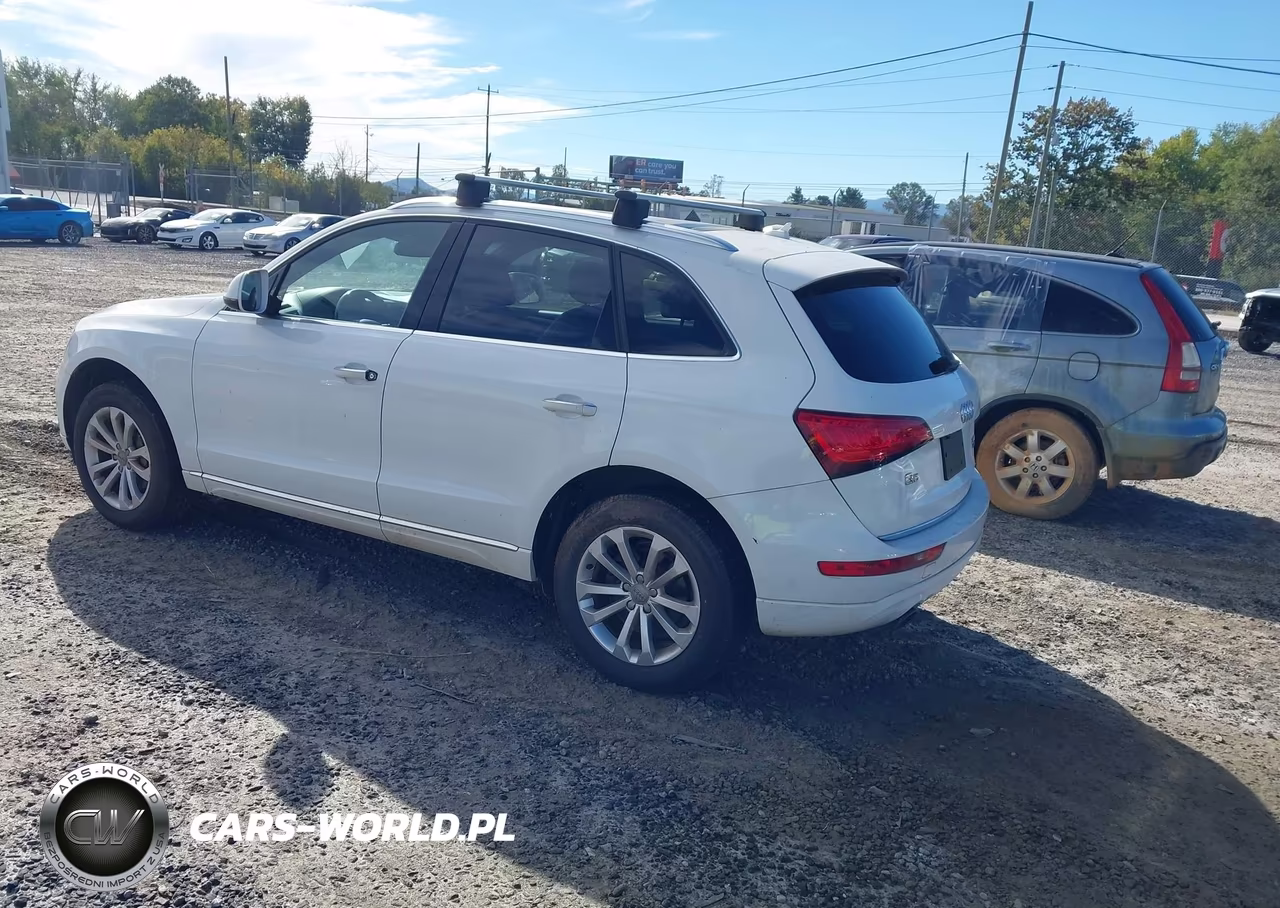2016 Audi Q5 2.0T Premium VIN:WA1C2AFP6GA010970 - 3