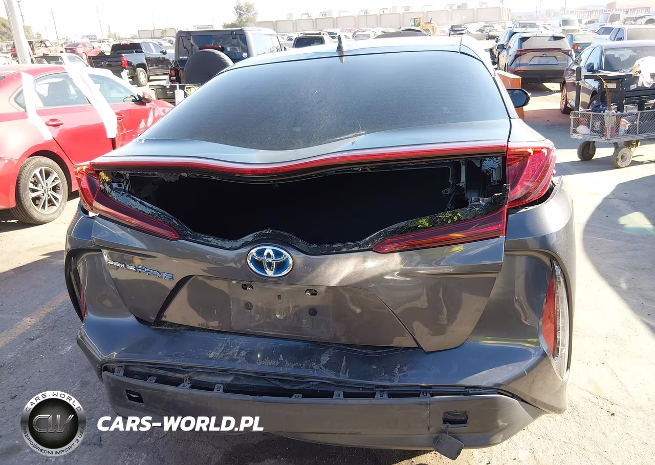 2017 Toyota Prius Prime Plus VIN:JTDKARFPXH3053717 - 13