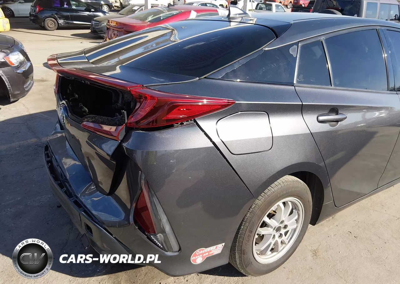 2017 Toyota Prius Prime Plus VIN:JTDKARFPXH3053717 - 14