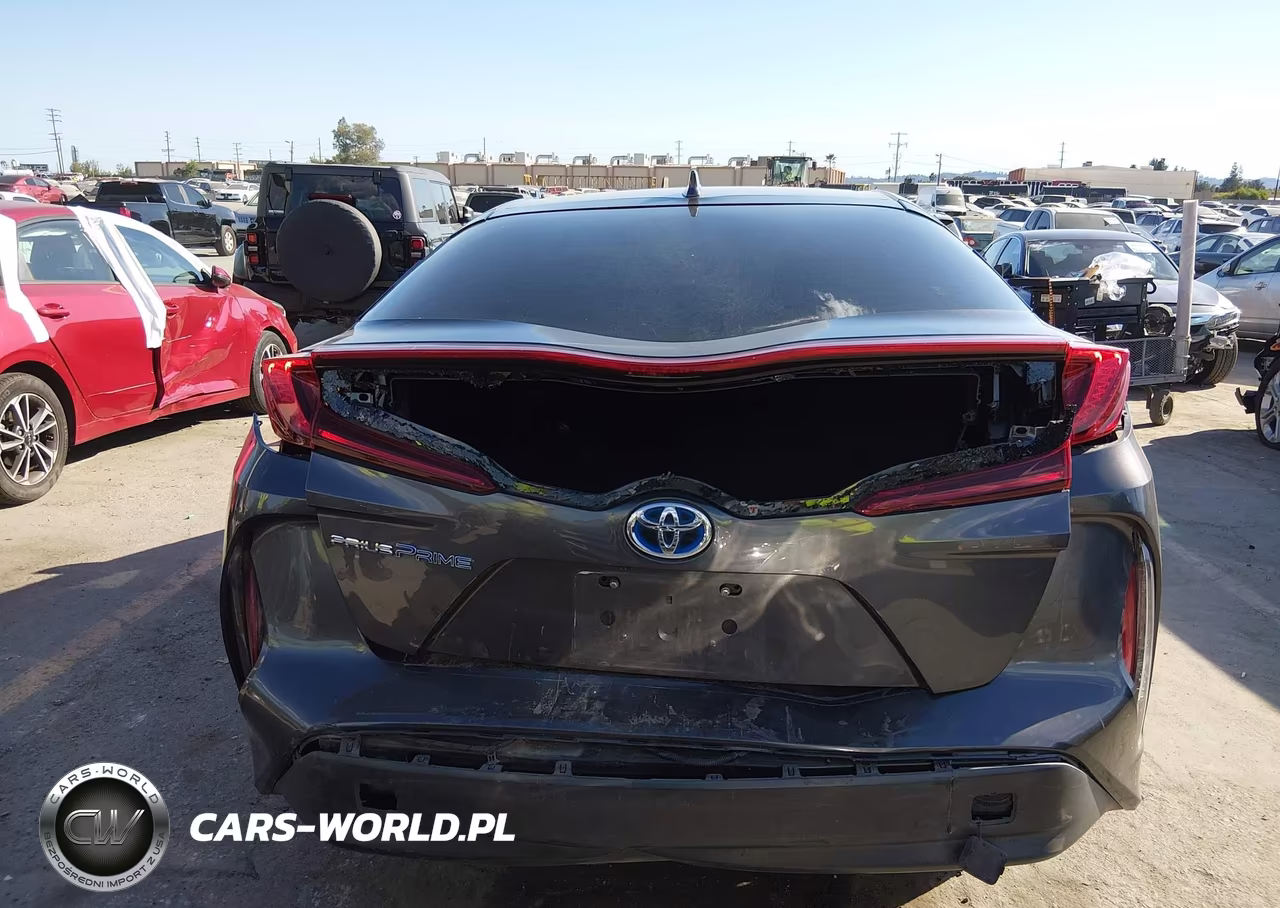 2017 Toyota Prius Prime Plus VIN:JTDKARFPXH3053717 - 19