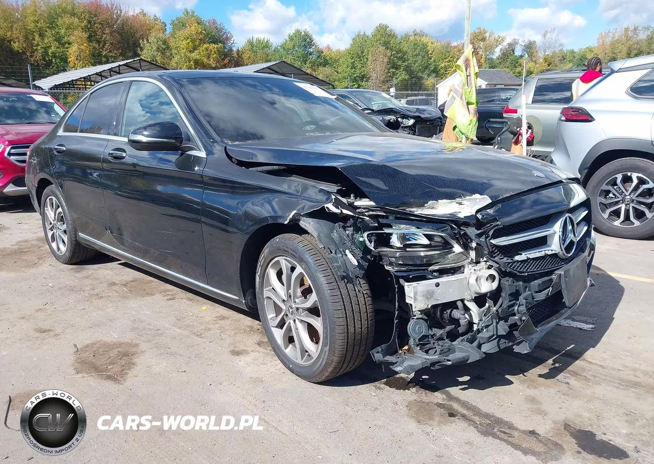 2017 Mercedes-Benz C 300 4Matic VIN:55SWF4KB0HU218322 - 1