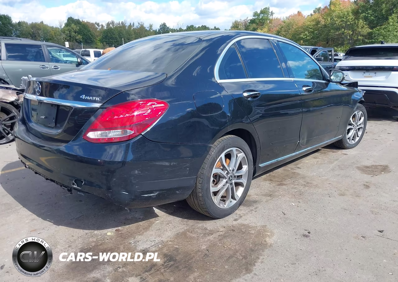 2017 Mercedes-Benz C 300 4Matic VIN:55SWF4KB0HU218322 - 4