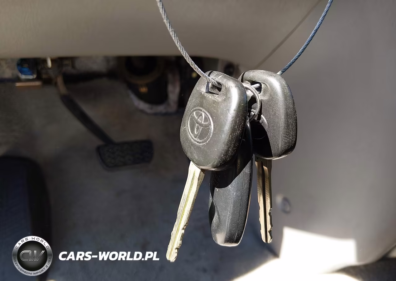 2007 Toyota Sienna Le VIN:5TDZK23C67S077045 - 11