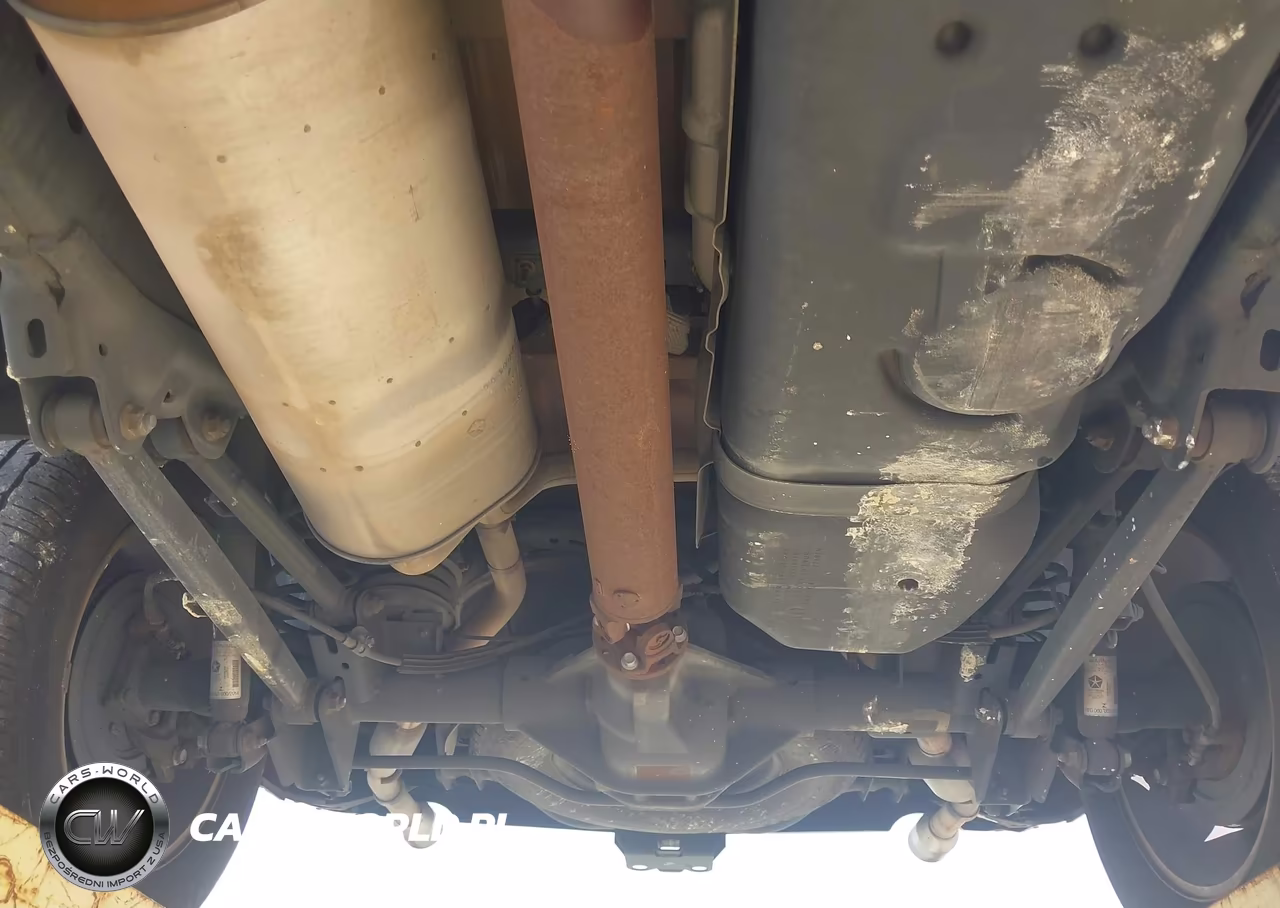 2018 Ram 1500 VIN:1C6RR7GT5JS145487 - 19