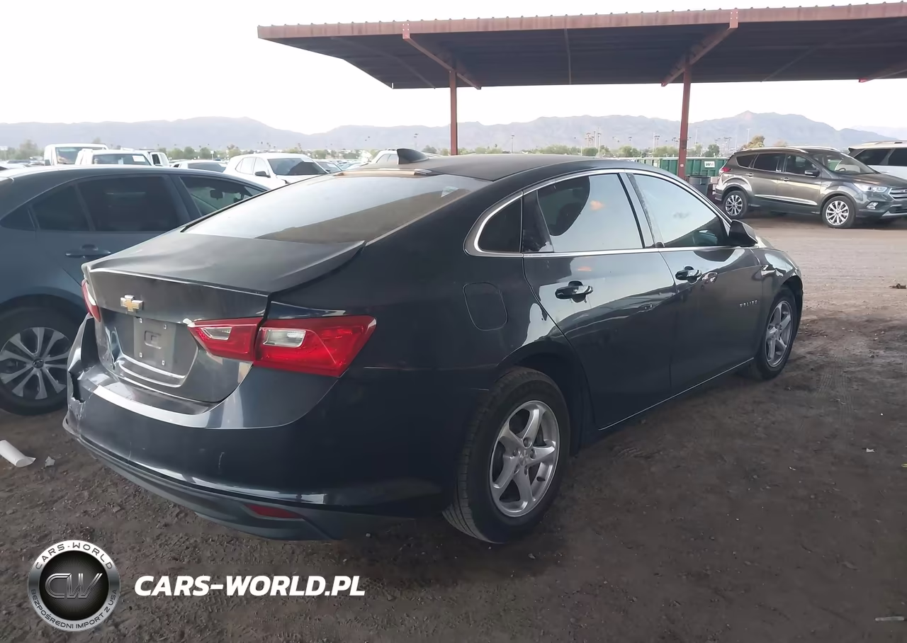 2017 Chevrolet Malibu Ls VIN:1G1ZB5ST4HF263163 - 4