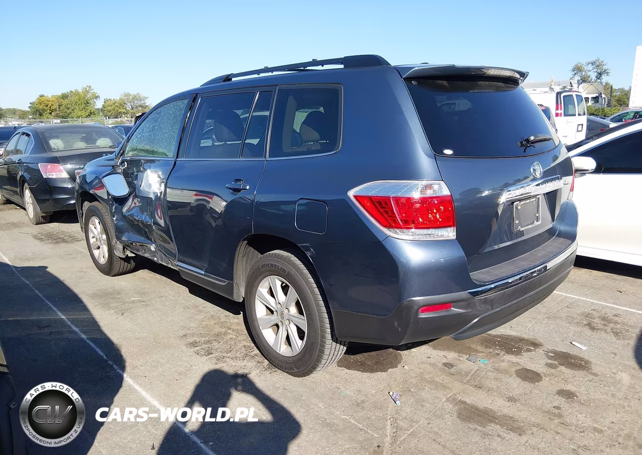 2013 Toyota Highlander Se V6 VIN:5TDZK3EH3DS112893 - 3