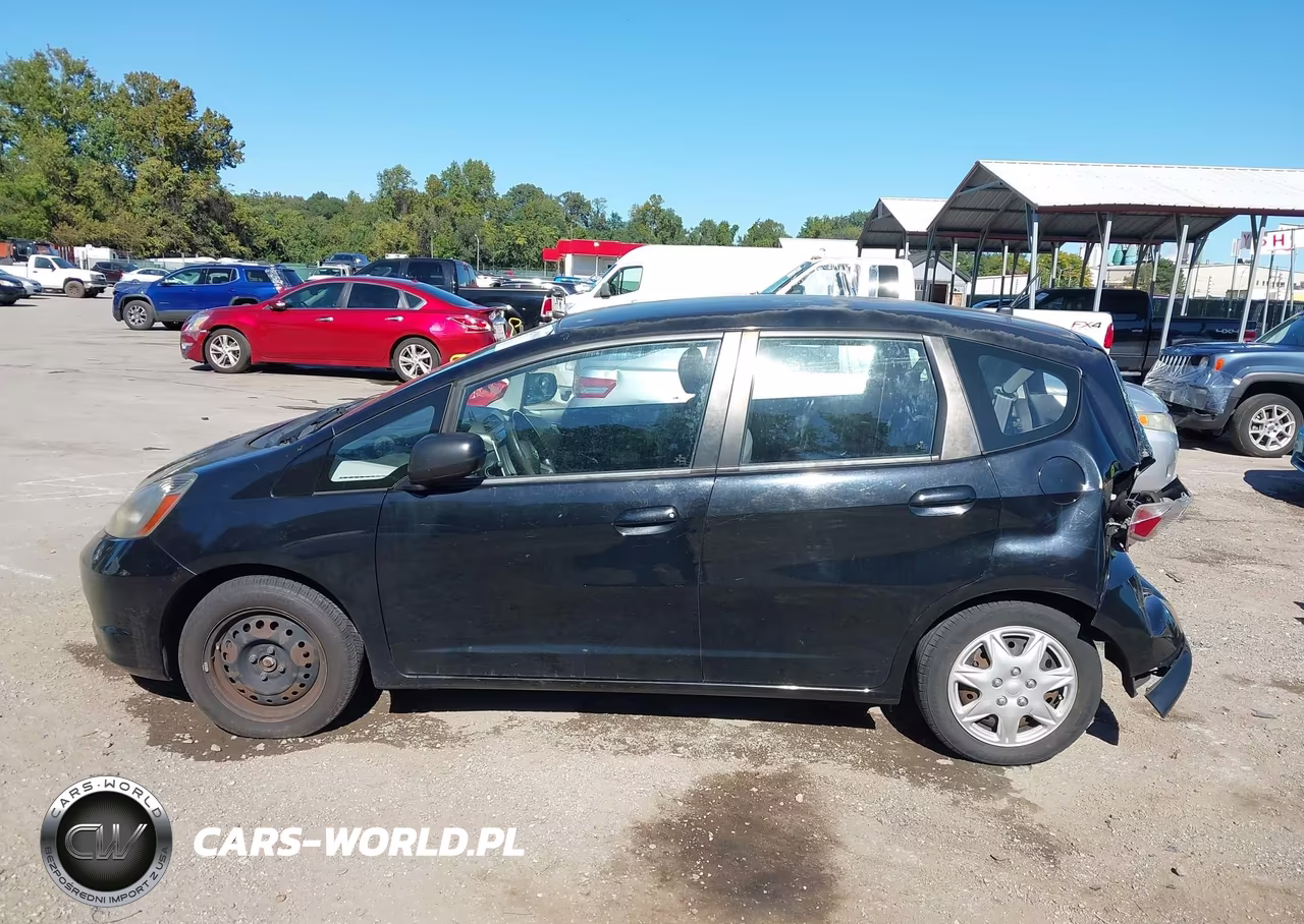 2010 Honda Fit VIN:JHMGE8H20AS023772 - 14