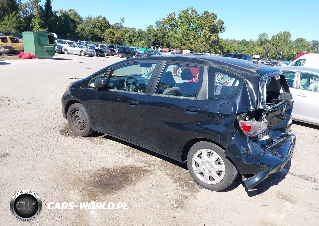 2010 Honda Fit VIN:JHMGE8H20AS023772 - 3