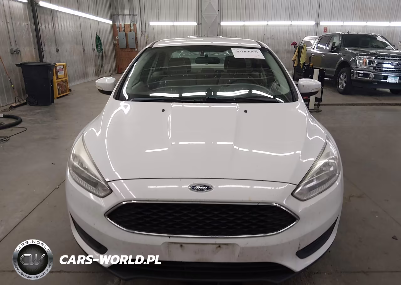 2015 Ford Focus Se VIN:1FADP3F23FL364577 - 6