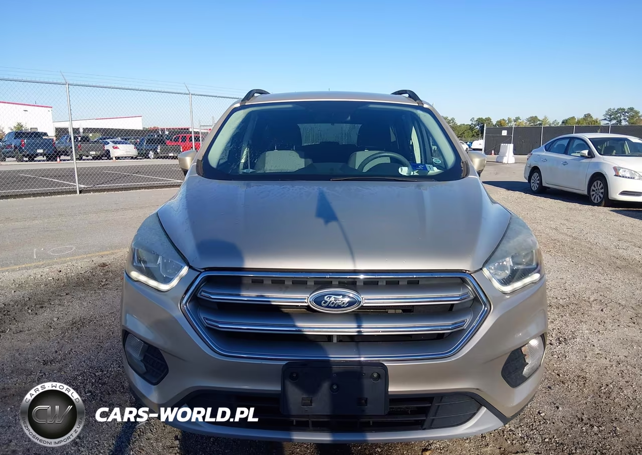 2017 Ford Escape Se VIN:1FMCU9GD8HUB00104 - 6