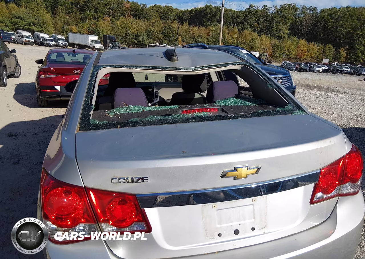 2015 Chevrolet Cruze Ls Auto VIN:1G1PA5SG2F7210109 - 6