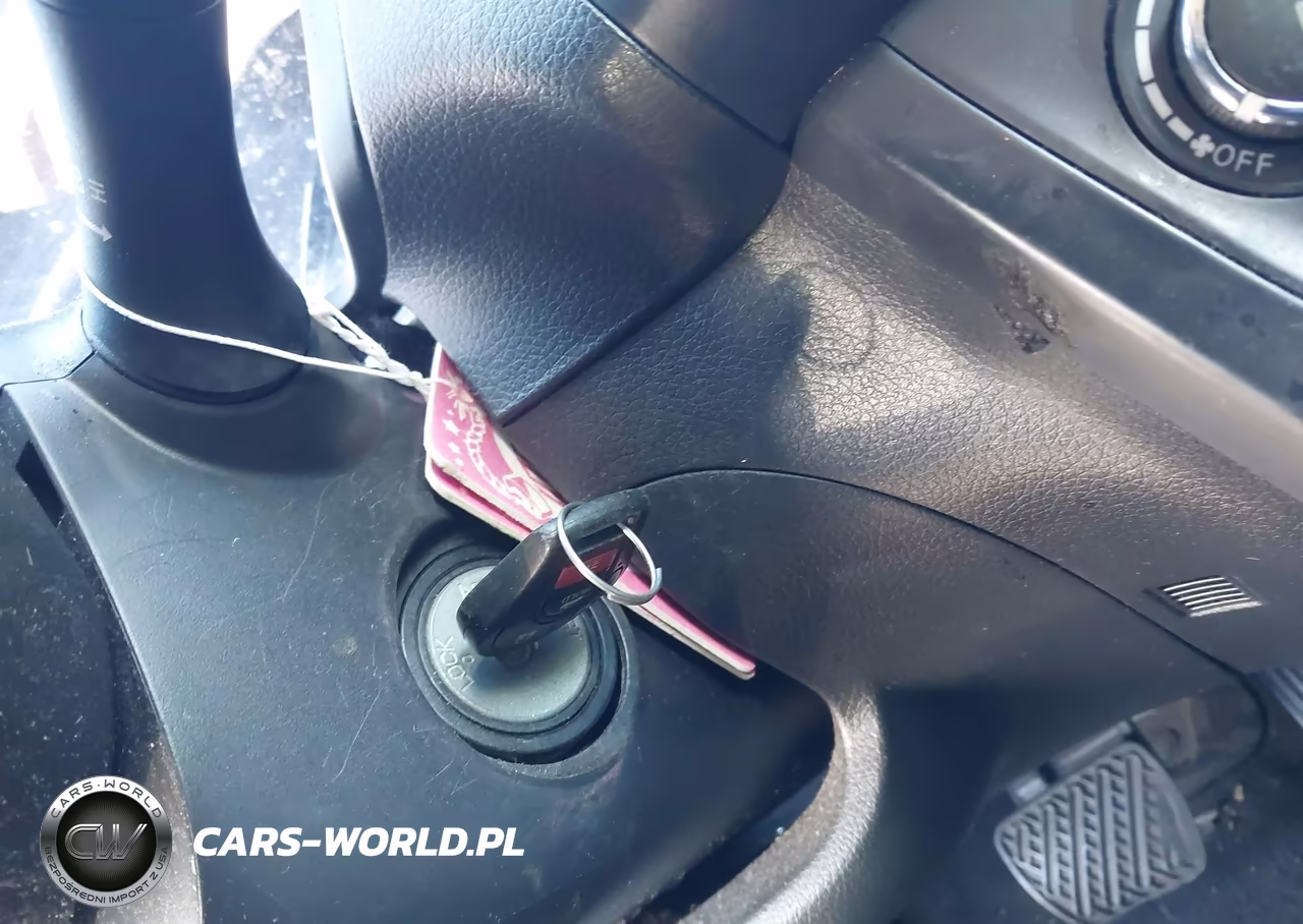 2018 Nissan Sentra S VIN:3N1AB7AP7JY335964 - 11