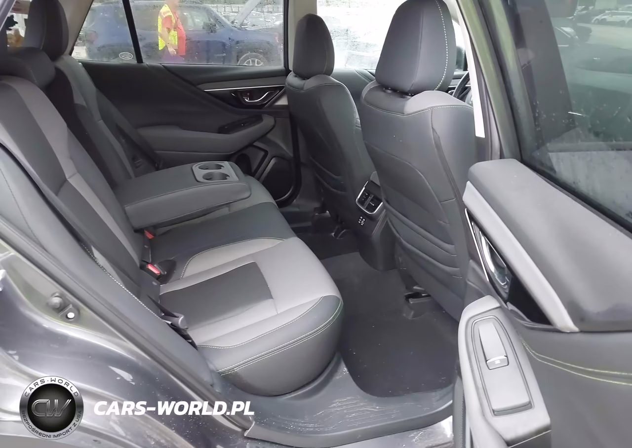 2025 Subaru Outback Onyx Edition VIN:4S4BTALC5S3281351 - 8