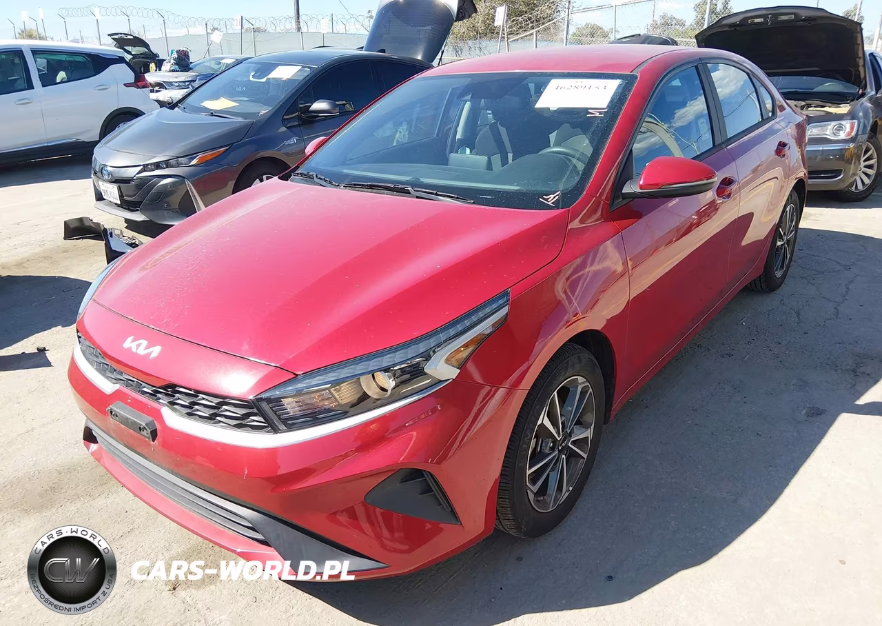 2023 Kia Forte Lxs VIN:3KPF24AD5PE683215 - 2