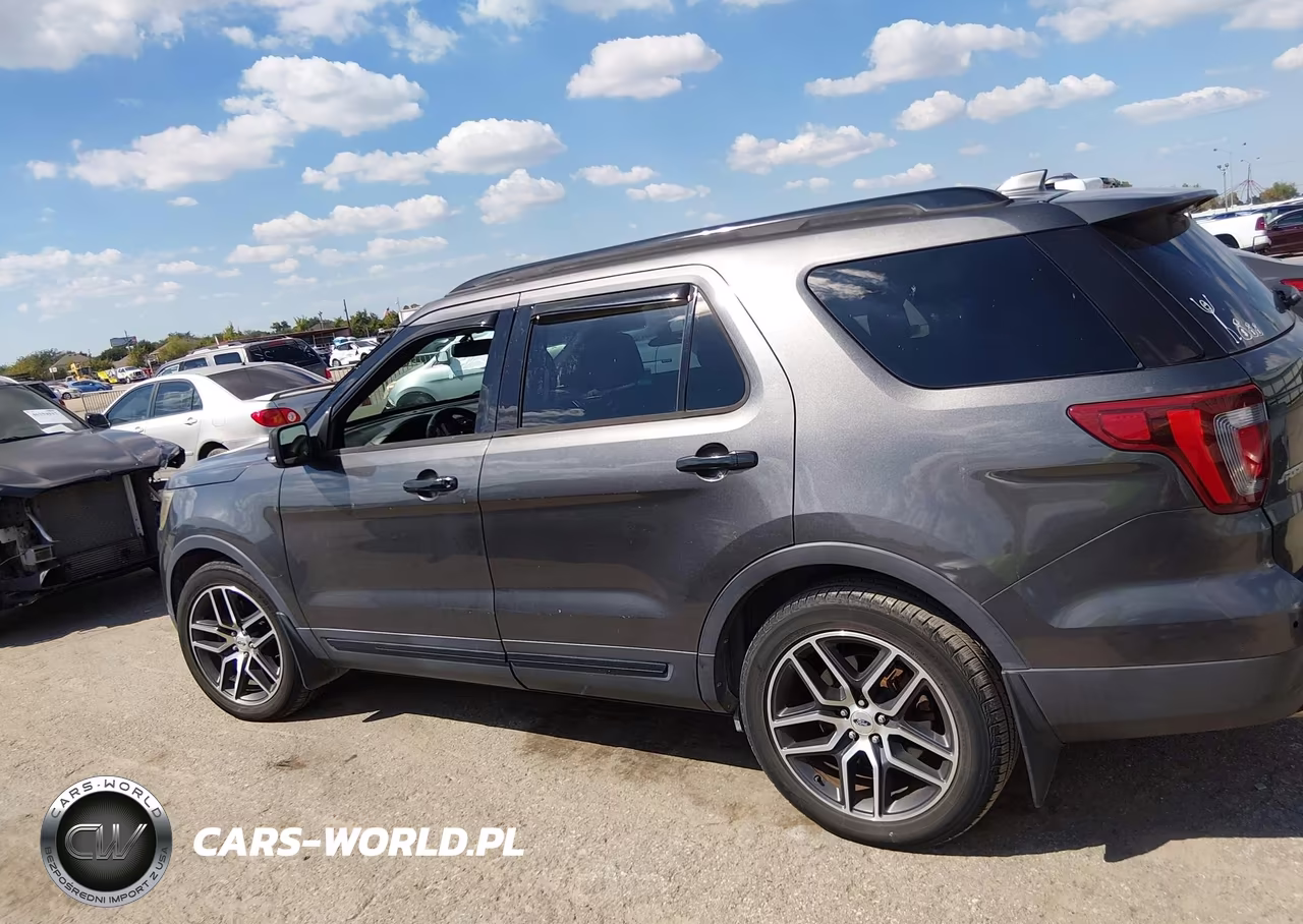 2016 Ford Explorer Sport VIN:1FM5K8GT2GGC69662 - 13