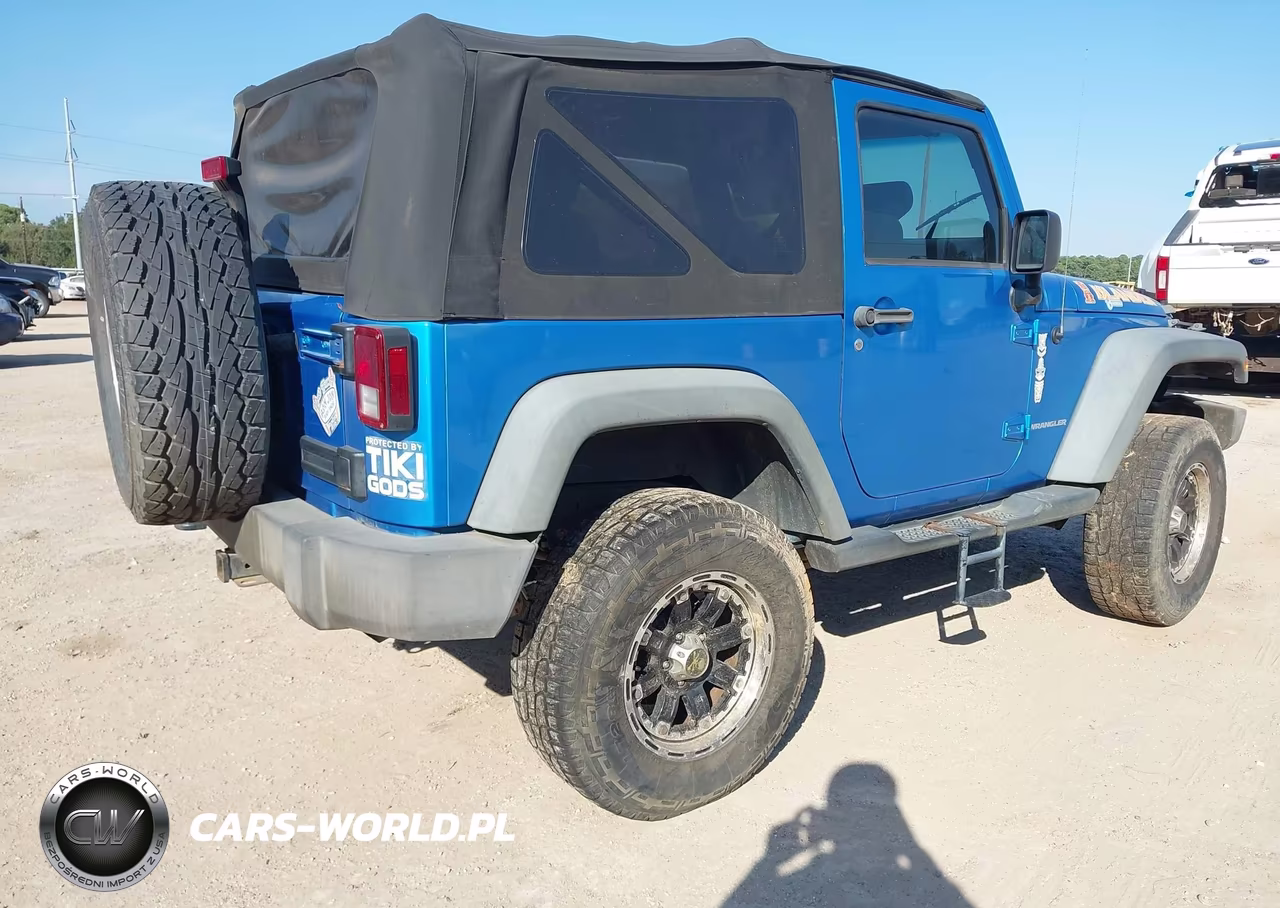 2010 Jeep Wrangler Sport VIN:1J4AA2D12AL160228 - 4