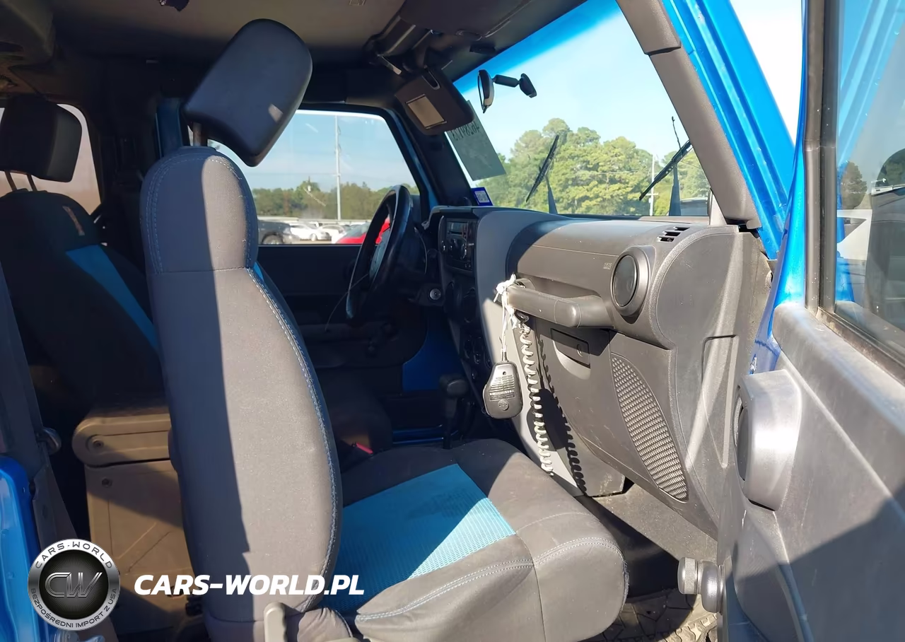 2010 Jeep Wrangler Sport VIN:1J4AA2D12AL160228 - 5