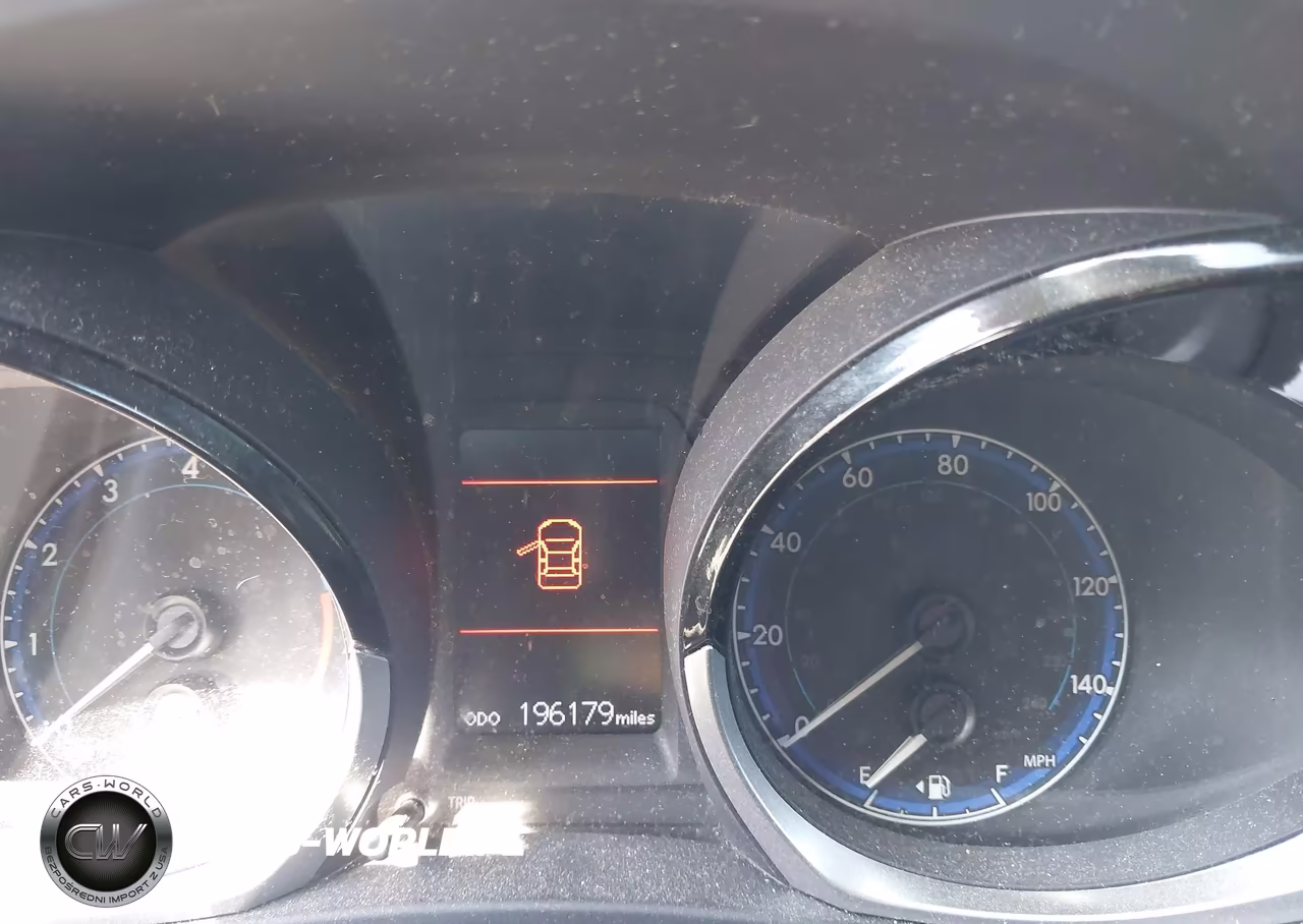 2015 Toyota Corolla S Plus VIN:5YFBURHE0FP268210 - 7