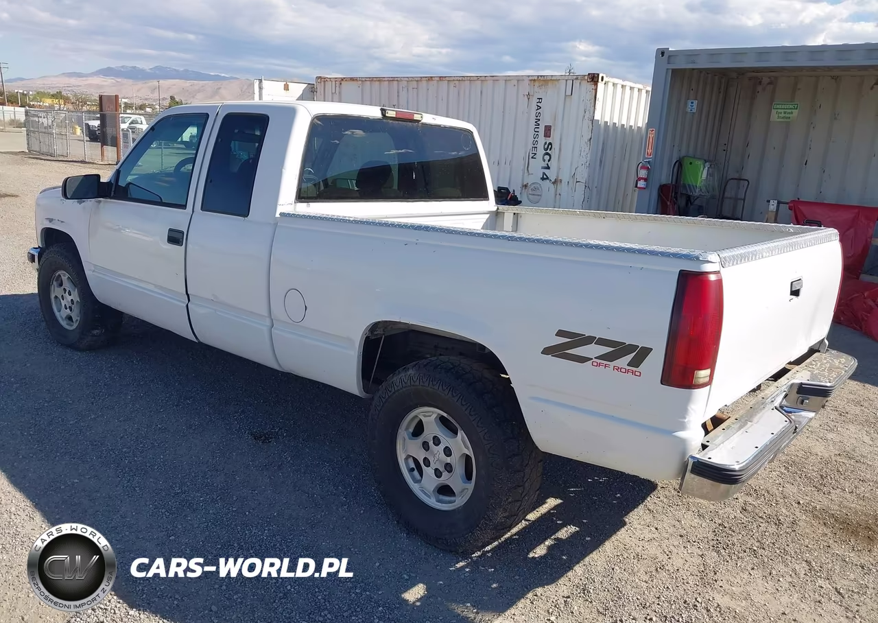 1997 Chevrolet K1500 Fleetside VIN:1GCEK19R9VE109963 - 3