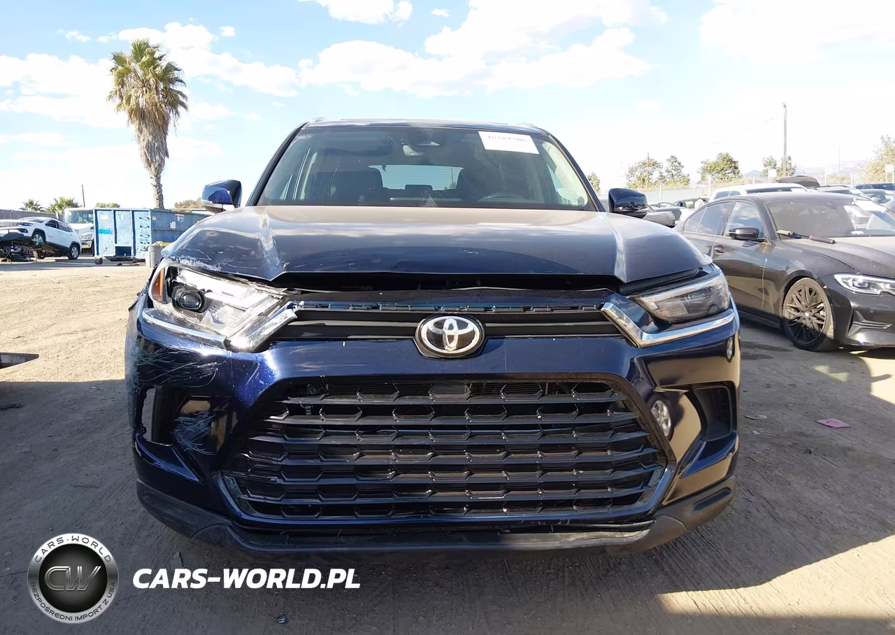 2026 Toyota Grand Highlander Hybrid Xle VIN:5TDACAB50TS075034 - 12