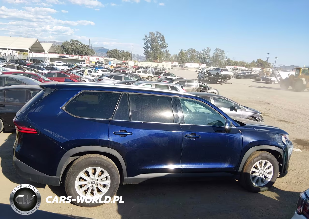 2026 Toyota Grand Highlander Hybrid Xle VIN:5TDACAB50TS075034 - 13