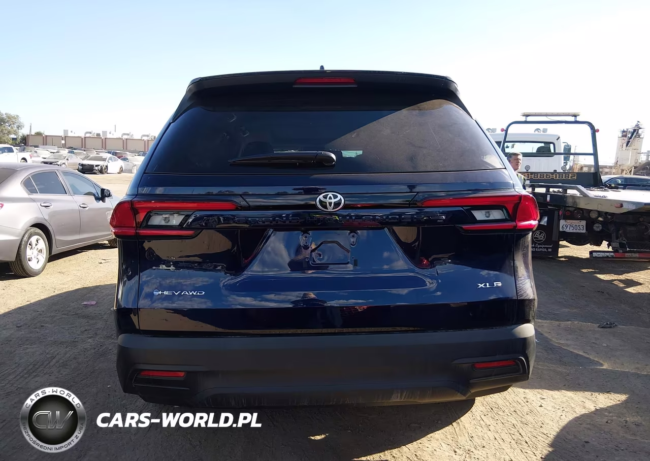 2026 Toyota Grand Highlander Hybrid Xle VIN:5TDACAB50TS075034 - 16