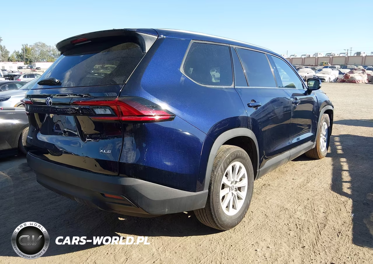 2026 Toyota Grand Highlander Hybrid Xle VIN:5TDACAB50TS075034 - 4