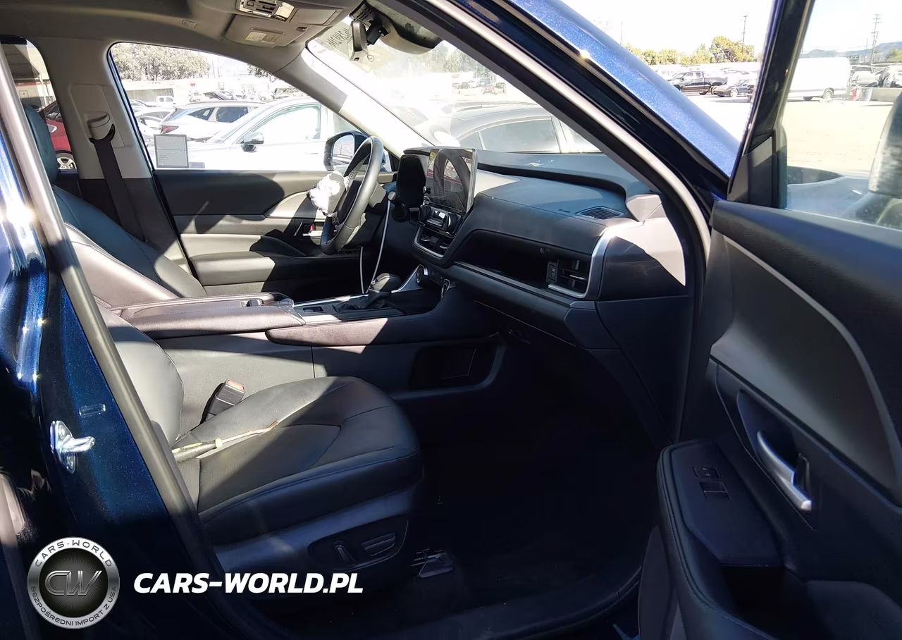 2026 Toyota Grand Highlander Hybrid Xle VIN:5TDACAB50TS075034 - 5