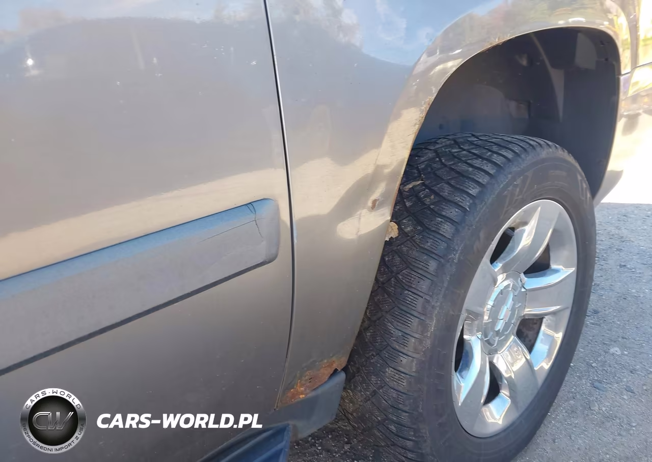 2007 Chevrolet Suburban 1500 Ls VIN:1GNFK16307J304887 - 13