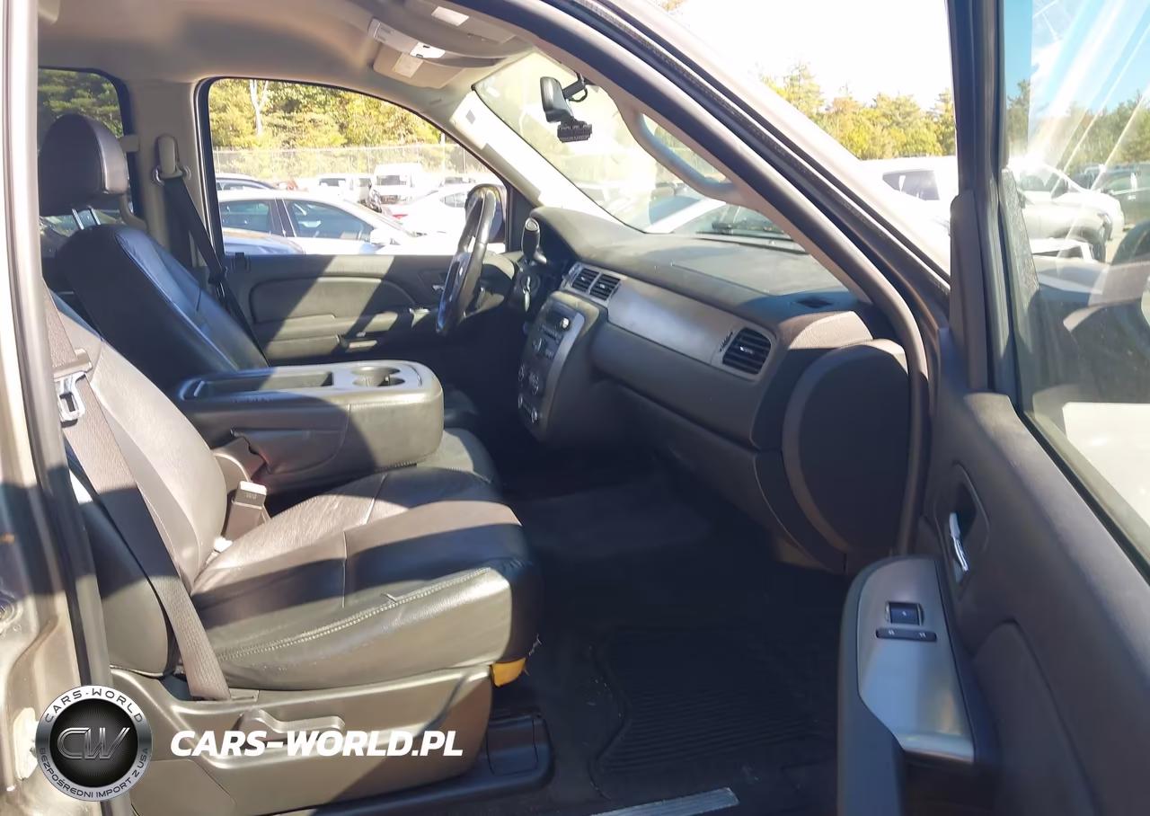 2007 Chevrolet Suburban 1500 Ls VIN:1GNFK16307J304887 - 5