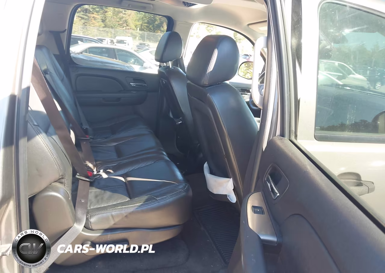 2007 Chevrolet Suburban 1500 Ls VIN:1GNFK16307J304887 - 8