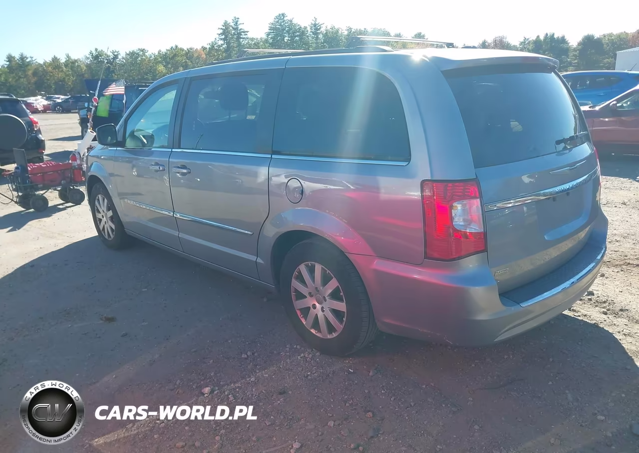 2015 Chrysler Town & Country Touring VIN:2C4RC1BG7FR706900 - 3