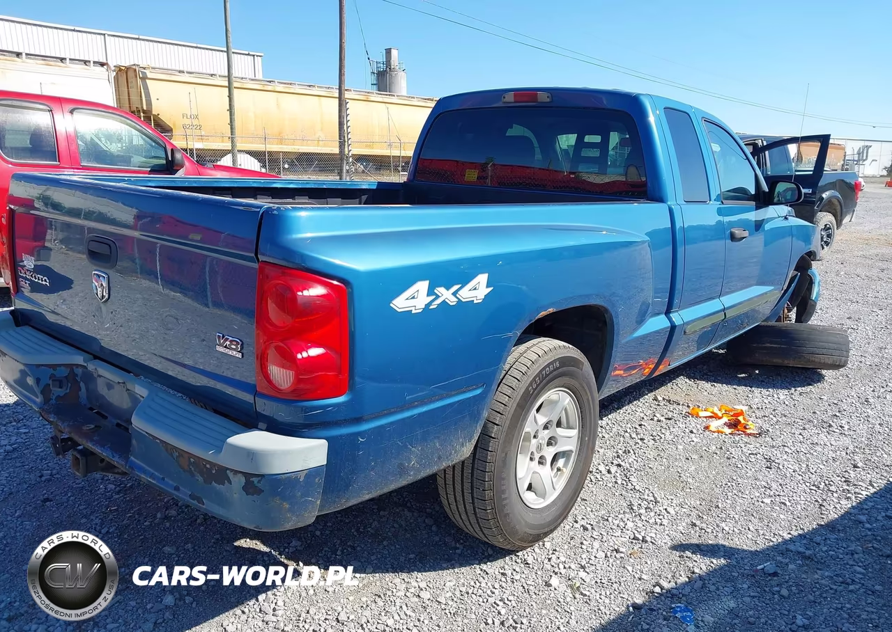 2005 Dodge Dakota Slt VIN:1D7HW42N75S245039 - 4