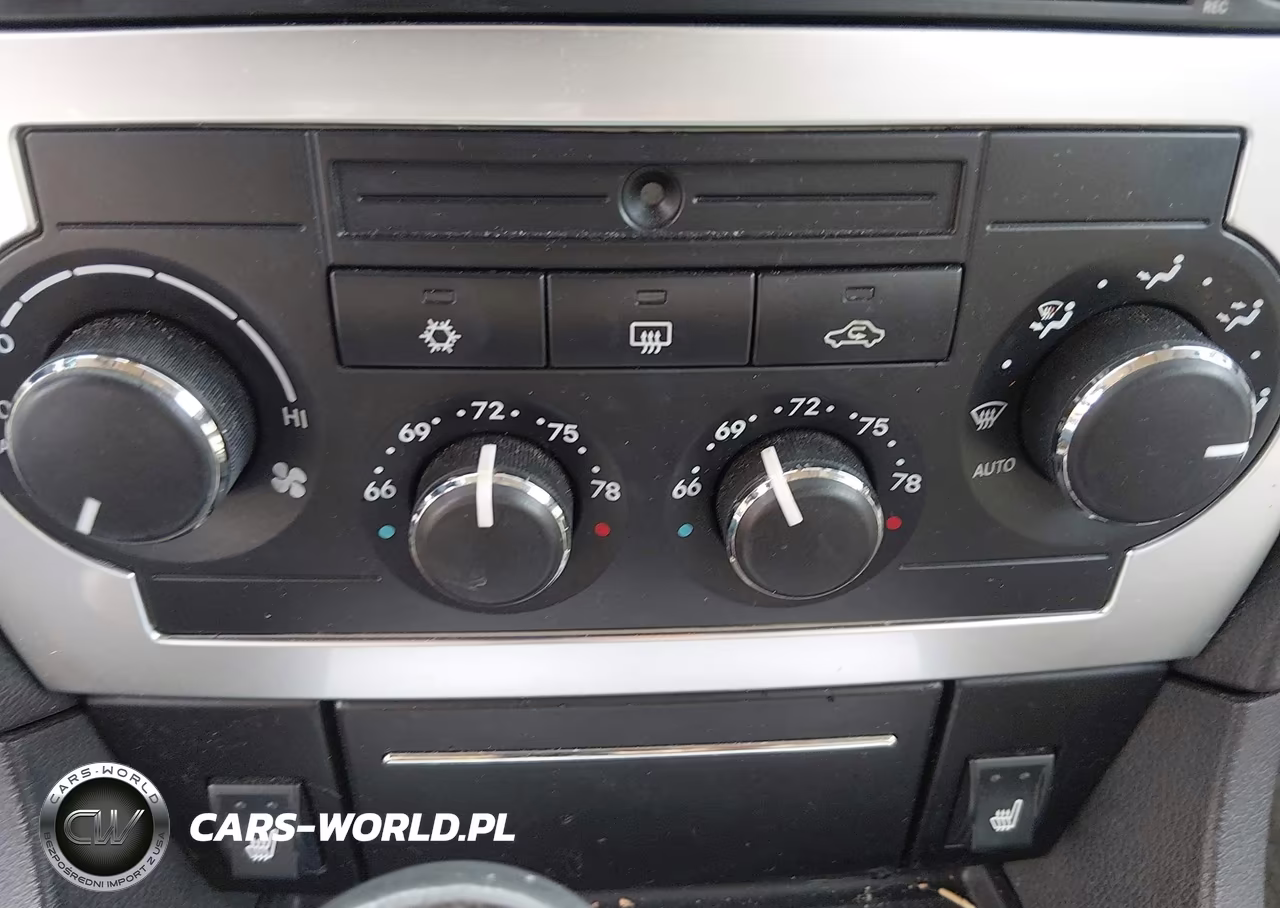 2006 Chrysler 300C VIN:2C3LA63HX6H116037 - 12