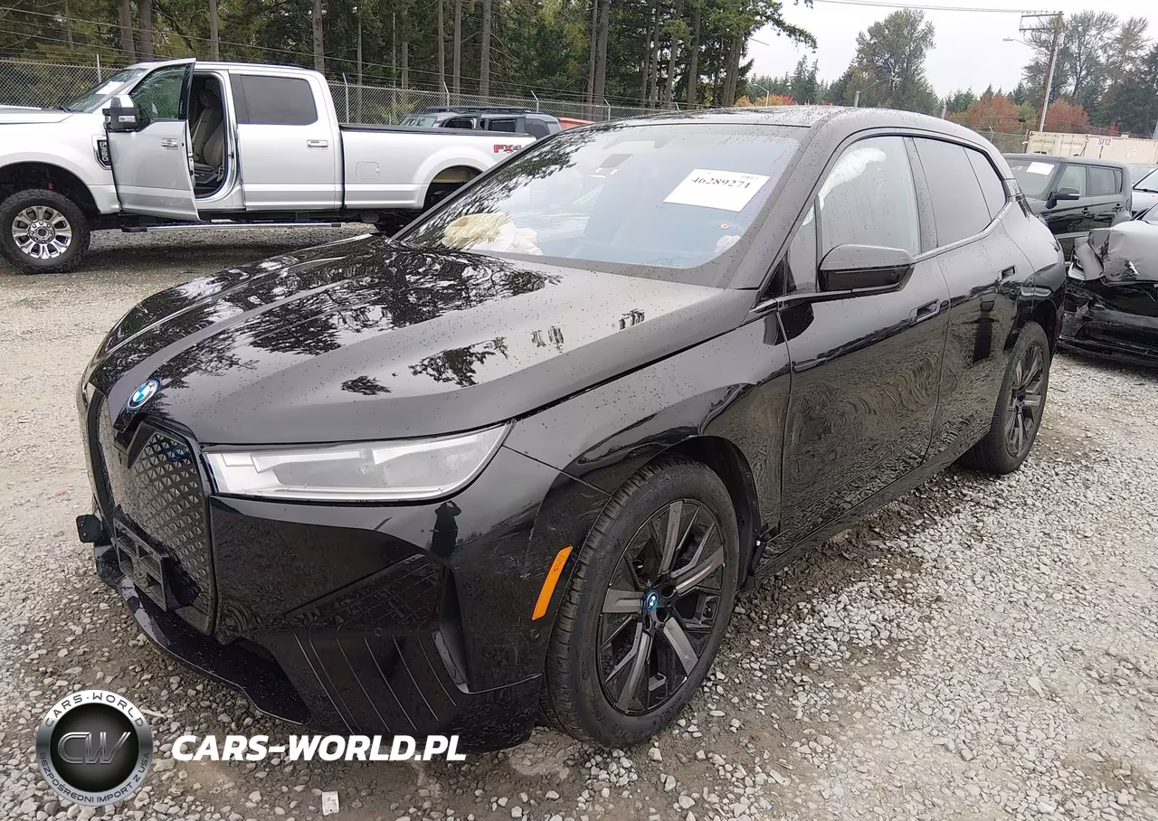 2025 BMW Ix xDrive50 VIN:WB523CF0XSCT60737 - 2