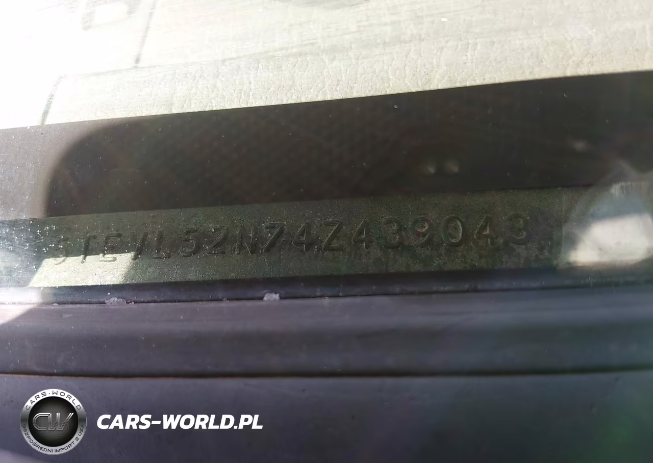 2004 Toyota Tacoma VIN:5TEVL52N74Z439043 - 9