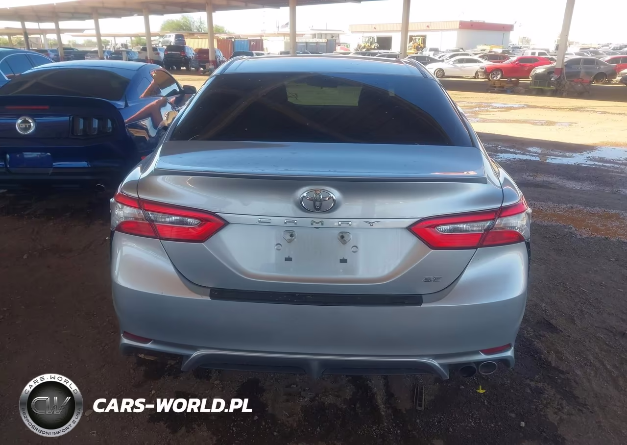2018 Toyota Camry Se VIN:4T1B11HK7JU028143 - 15
