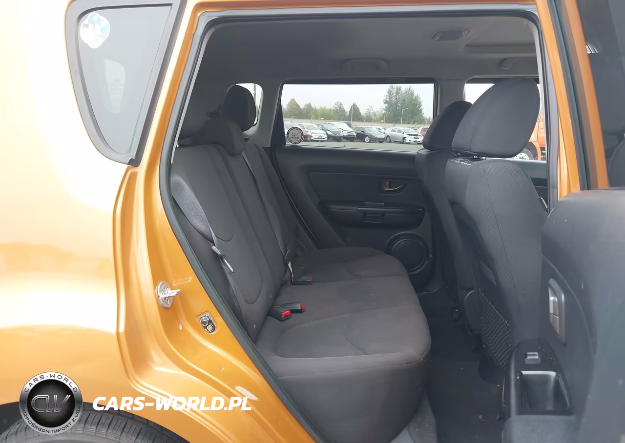 2010 Kia Soul + VIN:KNDJT2A22A7102044 - 8